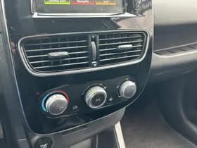 Renault Clio thumbnail 13