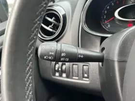 Renault Clio thumbnail 28