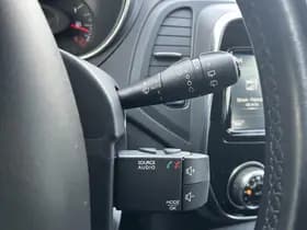 Renault Captur thumbnail 30