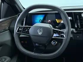 Renault Mégane E-Tech thumbnail 16