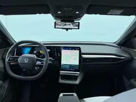 Renault Mégane E-Tech thumbnail 3