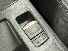Renault Captur thumbnail 32