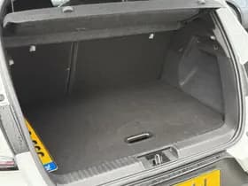 Renault Captur thumbnail 9
