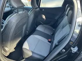 Renault Clio thumbnail 8