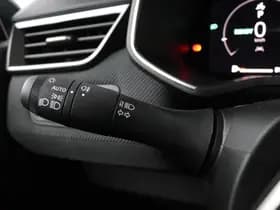 Renault Clio thumbnail 37