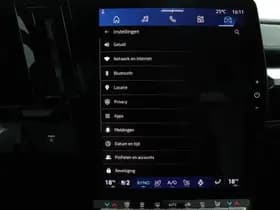 Renault Mégane E-Tech thumbnail 45