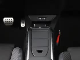 Renault Clio thumbnail 12