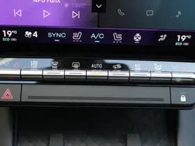 Renault Mégane E-Tech thumbnail 19