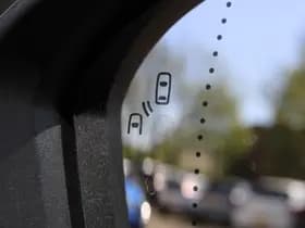 Renault Mégane E-Tech thumbnail 21