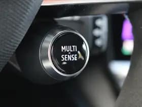 Renault Mégane E-Tech thumbnail 30