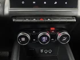 Renault Captur thumbnail 17