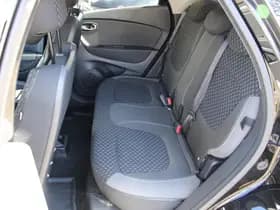 Renault Captur thumbnail 32
