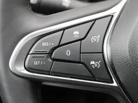 Renault Captur thumbnail 18