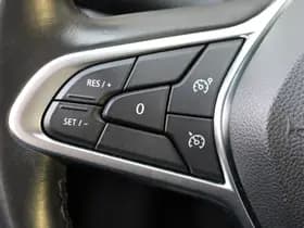 Renault Clio thumbnail 17
