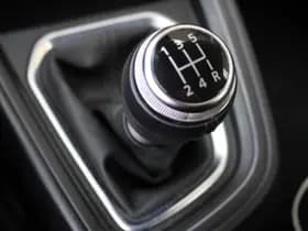 Renault Clio thumbnail 19