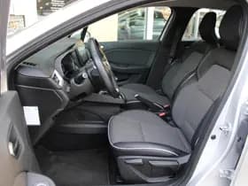 Renault Clio thumbnail 24
