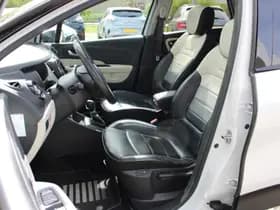 Renault Captur thumbnail 36