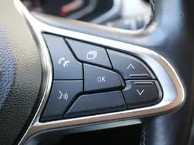 Renault Captur thumbnail 25