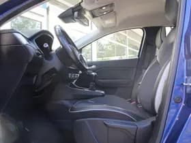 Renault Captur thumbnail 7