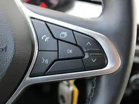 Renault Clio thumbnail 28