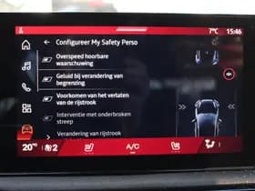 Renault Clio thumbnail 36
