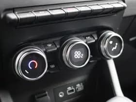 Renault Clio thumbnail 13