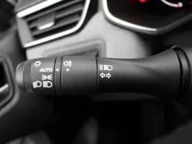 Renault Clio thumbnail 21