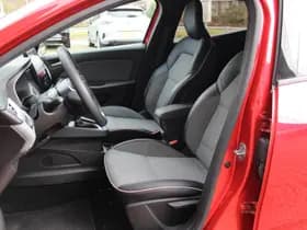Renault Clio thumbnail 31