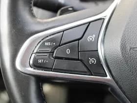 Renault Captur thumbnail 22