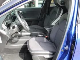 Renault Captur thumbnail 32