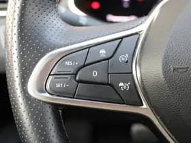 Renault Clio thumbnail 17