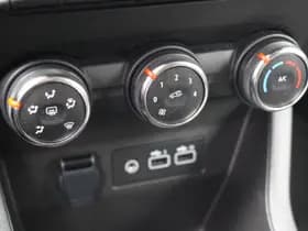 Renault Clio thumbnail 12