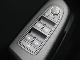 Renault Clio thumbnail 15