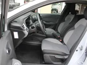 Renault Clio thumbnail 24