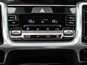 Kia Sorento thumbnail 16