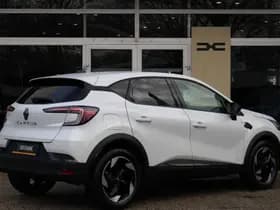Renault Captur thumbnail 2