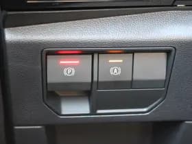 Renault Austral thumbnail 16