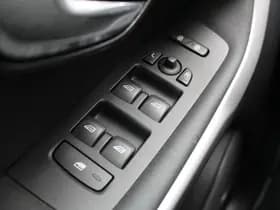 Volvo V40 thumbnail 17