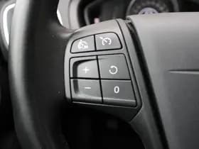 Volvo V40 thumbnail 18
