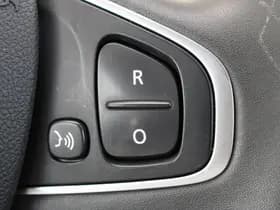 Renault Clio thumbnail 19