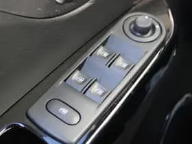 Renault Captur thumbnail 14