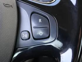 Renault Captur thumbnail 16
