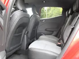 Renault Clio thumbnail 8