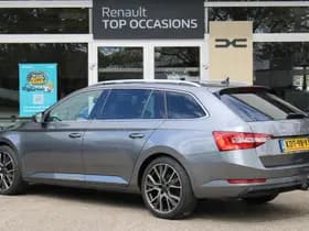 Škoda Superb thumbnail 5