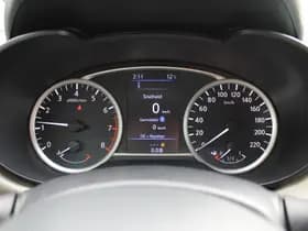 Nissan Micra thumbnail 4