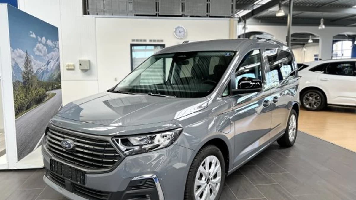 Ford Tourneo Connect 1.5 PHEV 150pk Titanium — foto 1