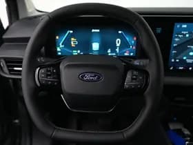 Ford E-Transit Courier Limited 44 kWh thumbnail 13