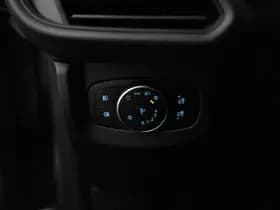 Ford E-Transit Courier Limited 44 kWh thumbnail 17