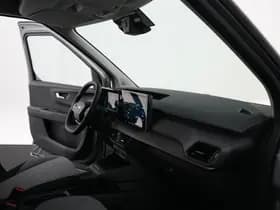 Ford E-Transit Courier Limited 44 kWh thumbnail 30