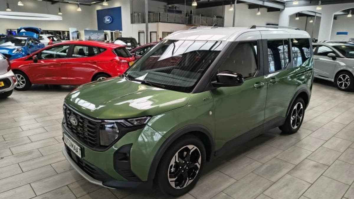 Ford Tourneo Courier — foto 1